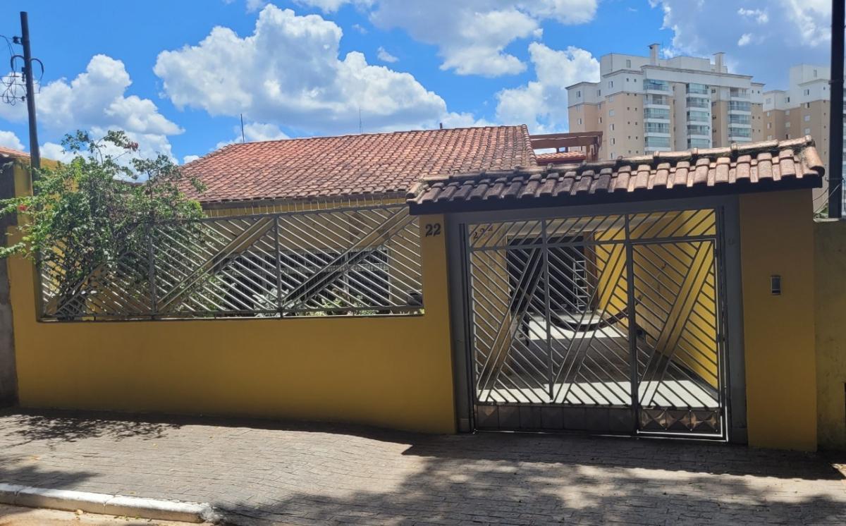 Casa térrea Próximo ao shopping Campo Limpo em uma rua sem saída com 250 m² - J Imob